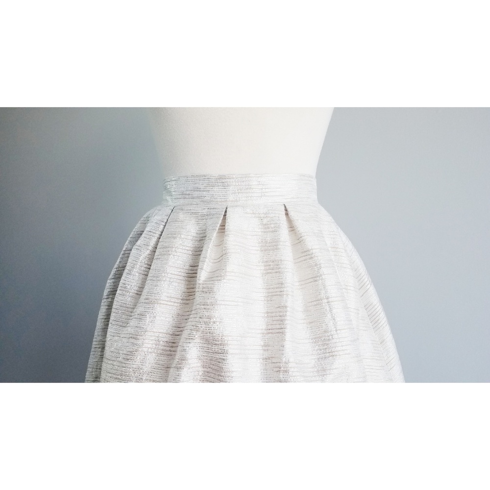 Shabby Apple Silver / Tan Manhattan Midi Skirt - Picture 2 of 8
